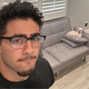 Meet your Posher, Wadie